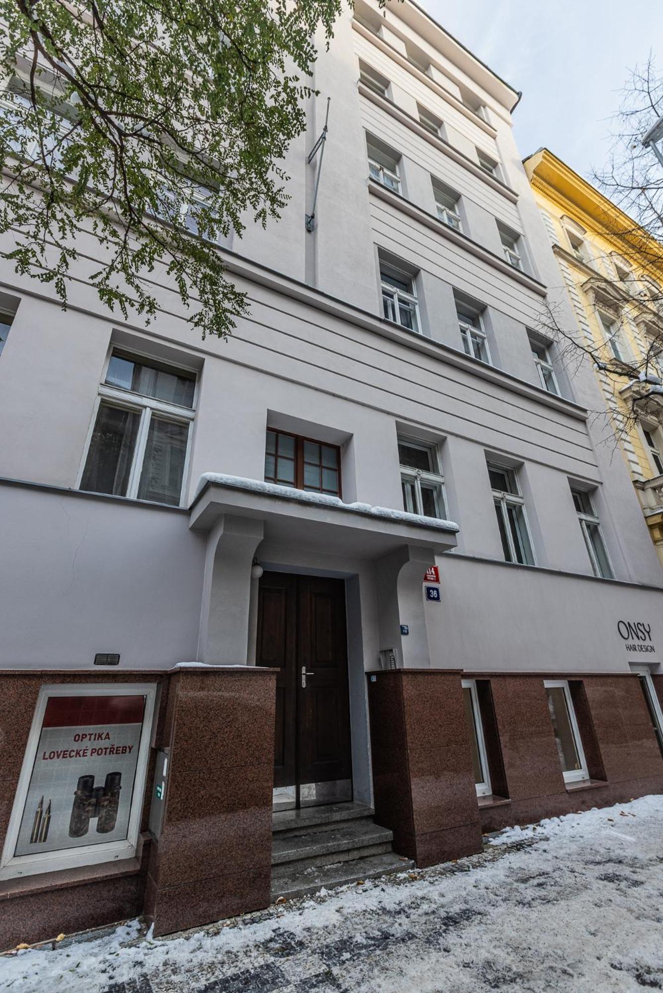 Nice Big Apartment 2Bds - Belgicka Prague Exterior photo